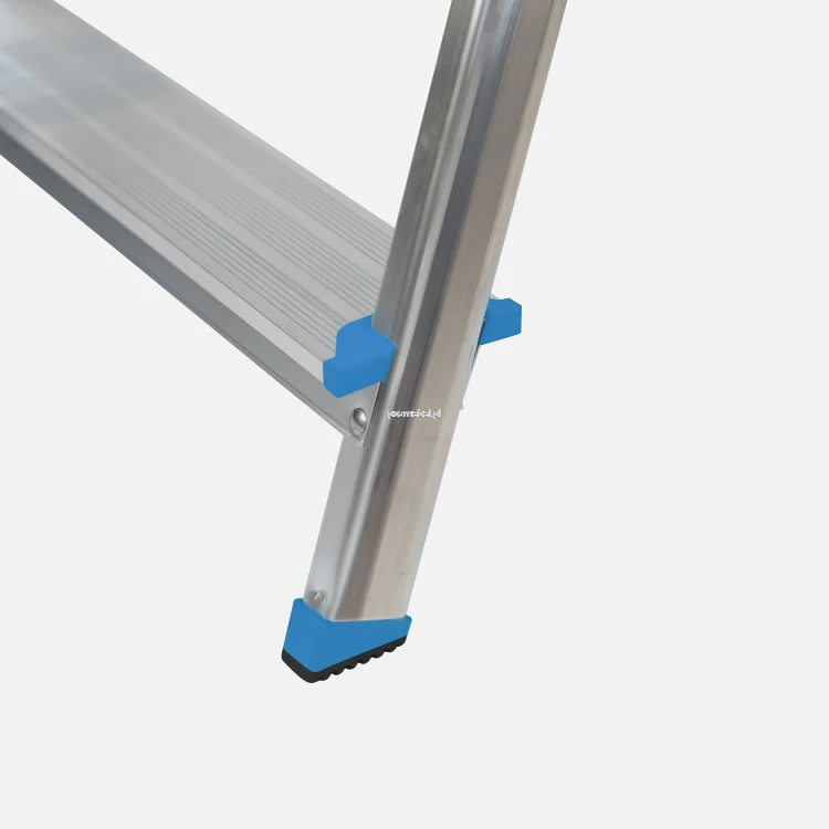 Drabina aluminiowa 4-stopniowa BS-DA4 150 kg z półką-stopien (1).webp