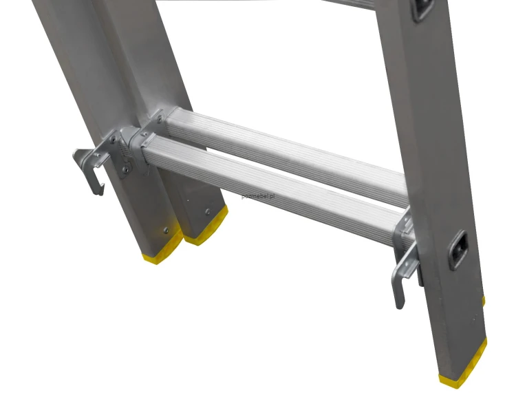 Drabina aluminiowa przemysłowa wielofunkcyjna BS-DW 3x8 150 kg Bayersystem-stopnie.jpg
