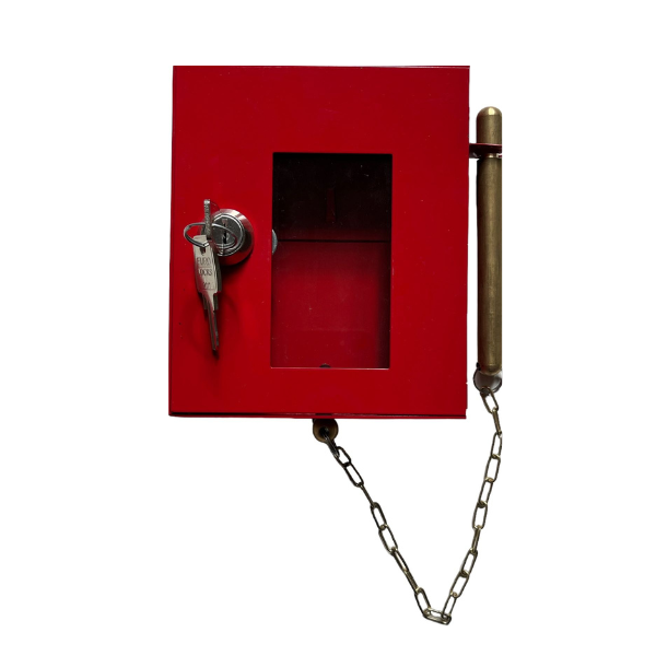 Zamknięta metalowa szafka na klucz ewakuacyjny SKE czerwona RAL 3020 Leomar – ze zbijakiem do szybki