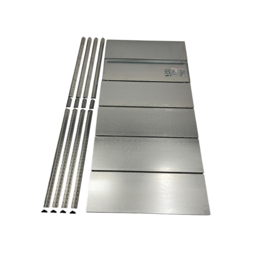 Zestaw regału do garażu RGOS E zawiera 6 półek ocynkowanych, słupy konstrukcyjne 40x40 mm oraz komplet śrub montażowych. Regał metalowy skręcany do samodzielnego montażu.