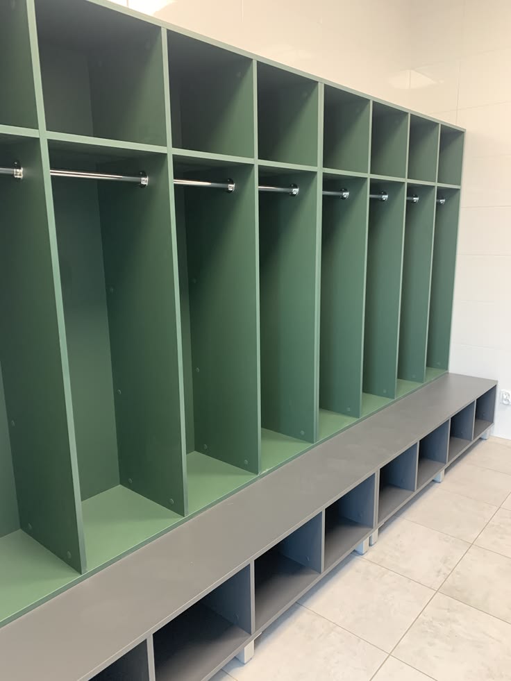 Szatnia piłkarska - meble na zamówinie pod wymiar